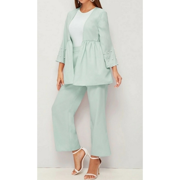 Boutique Pants - Pearl Embellished Peplum Jacket Pantsuit 🆕️